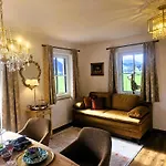 Lippingergut - Geliebte Des Kaisers Apartment