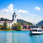Lippingergut - Geliebte Des Kaisers Saint Wolfgang